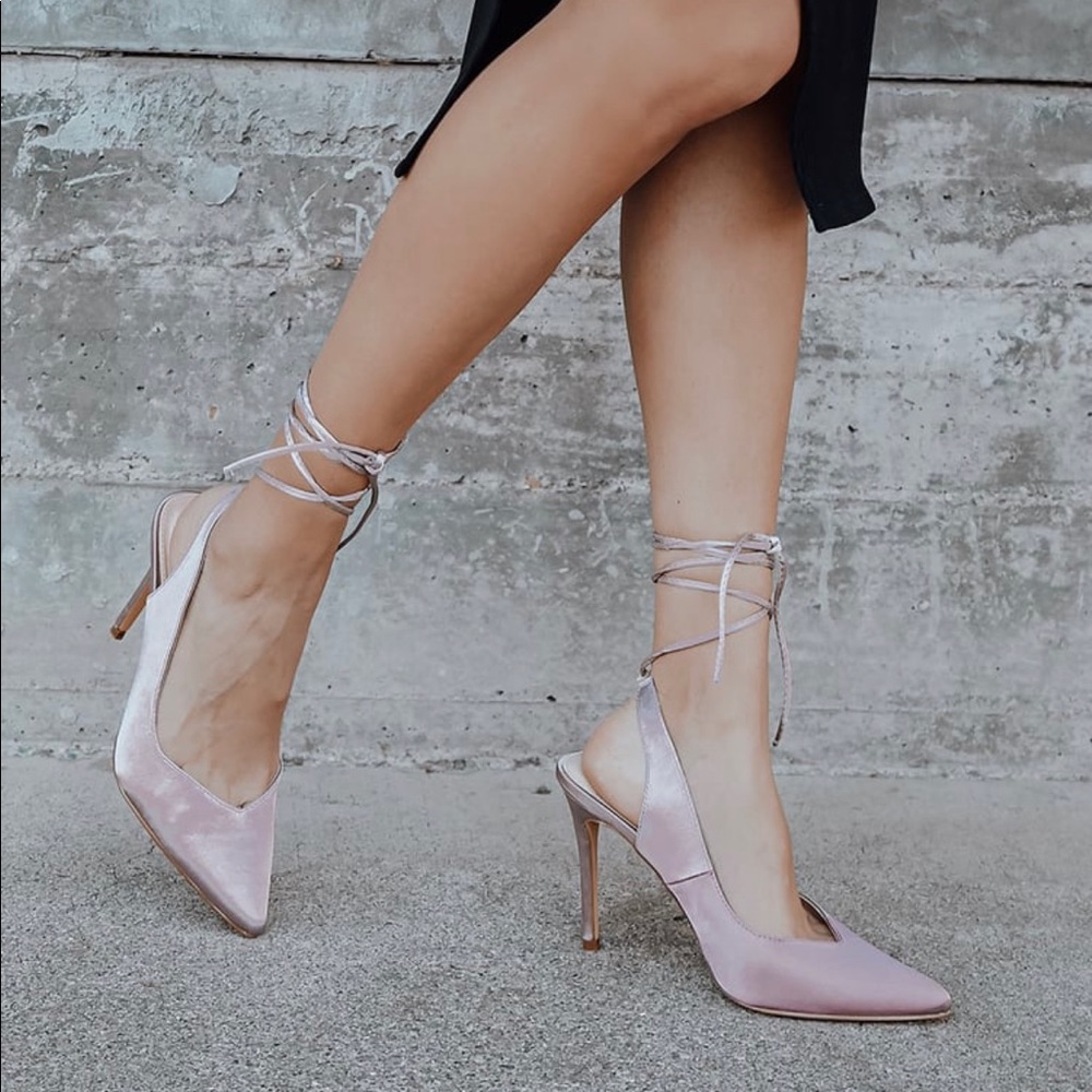 Lulu’s Giyana lavender satin lace up shoes